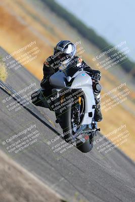 media/May-22-2023-Fastrack Riders (Mon) [[ae7626d9d8]]/Level 3/915am (Sweeper)/